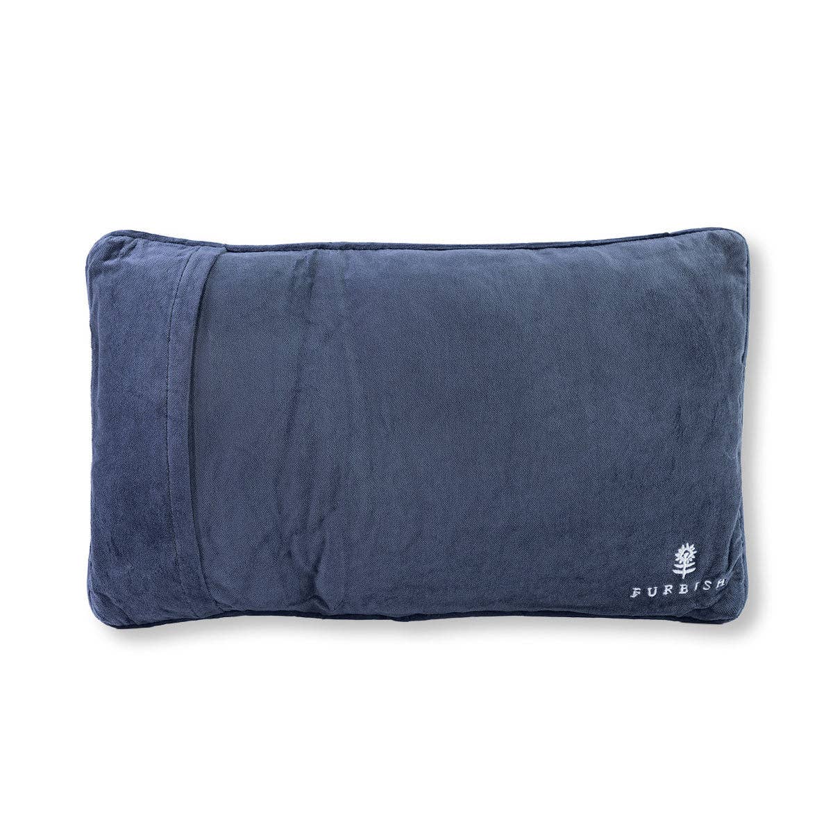 Coussin brodé "at this age"