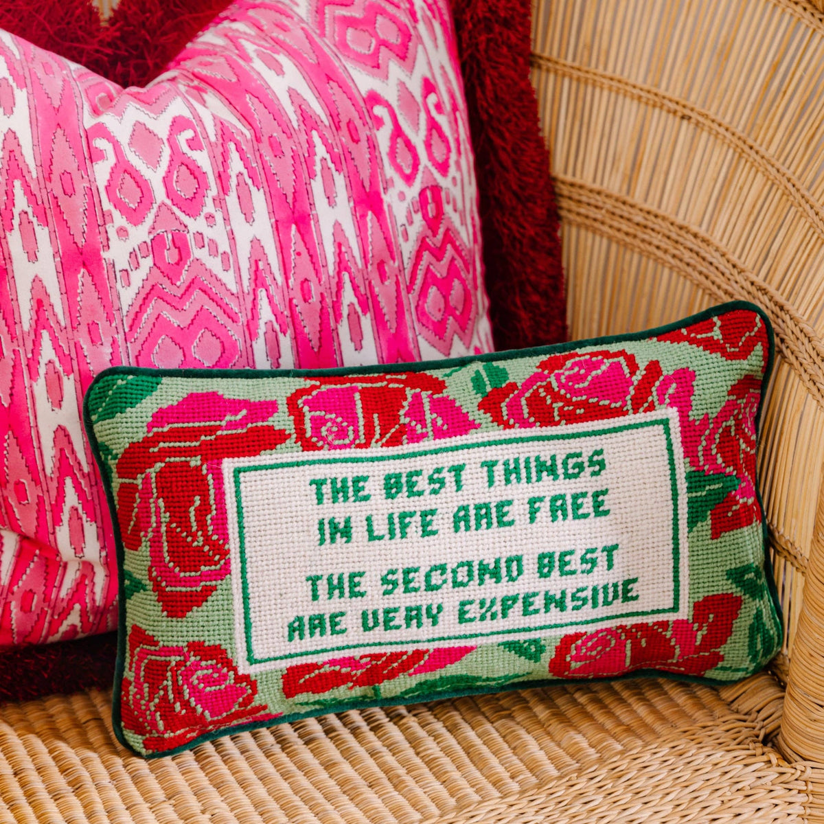 Coussin brodé "Best things in life"