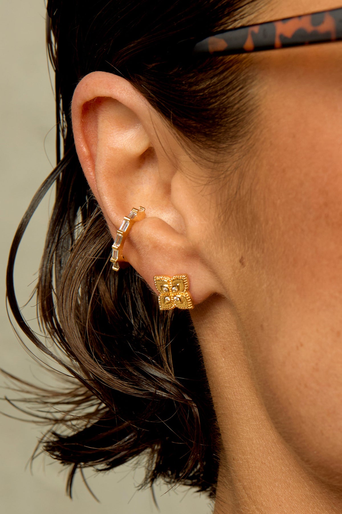 Boucles d'oreilles Lotus - vue portée
