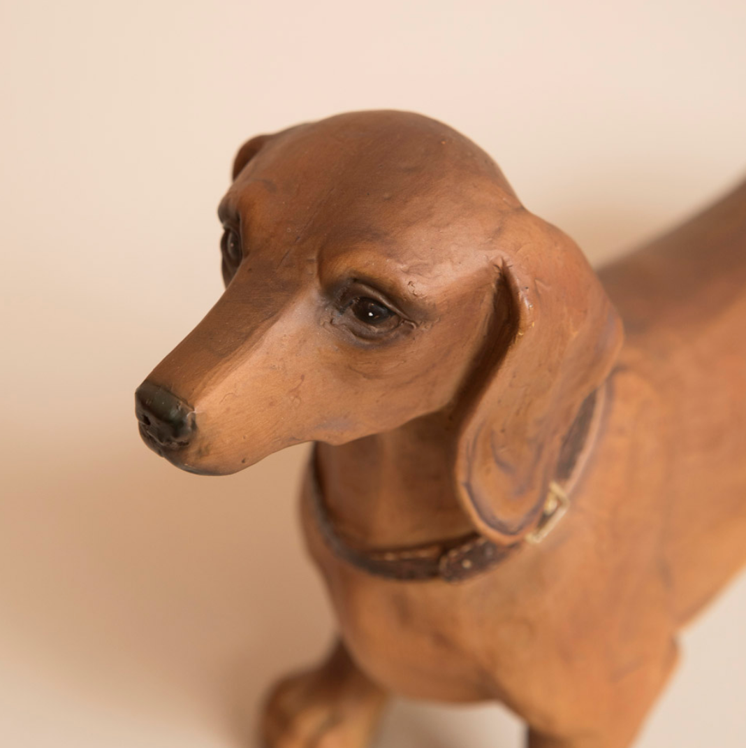 RESIN HANS DACHSHUND