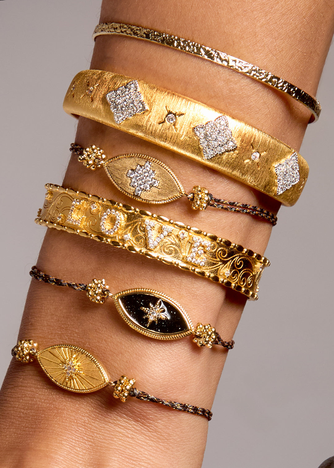 Bracelet Mira cuff - vue portée